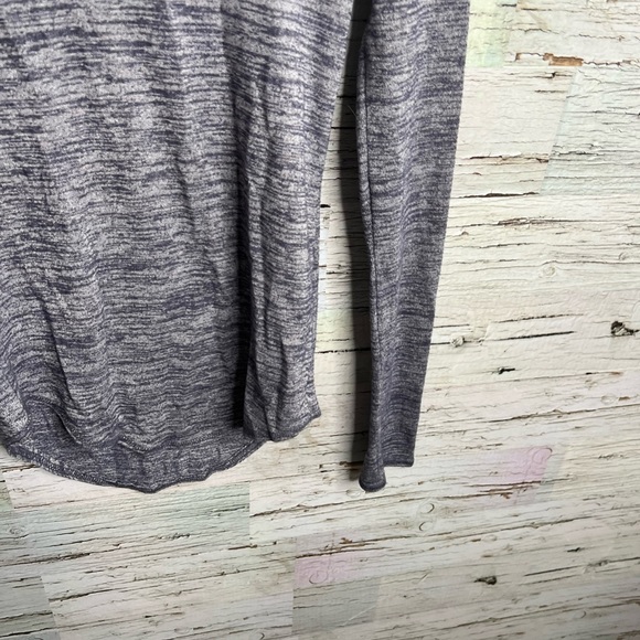 Aritzia WILFRED FREE Diapason purple gray long sleeve pullover top shirt xs - Picture 3 of 10